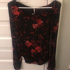 Free People Long Drappy Sleeve Cotton Tee. Medium